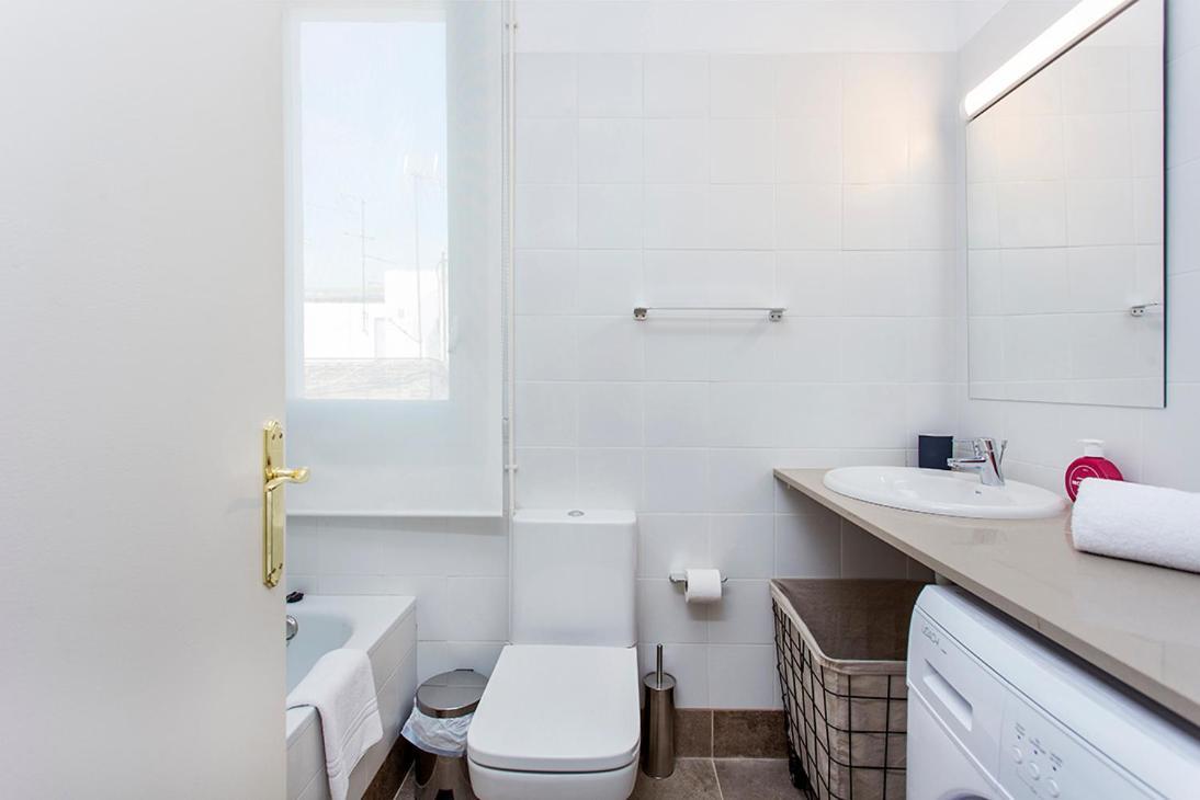 Stay U-Nique Apartments Fira Bcn L'Hospitalet de Llobregat Ngoại thất bức ảnh