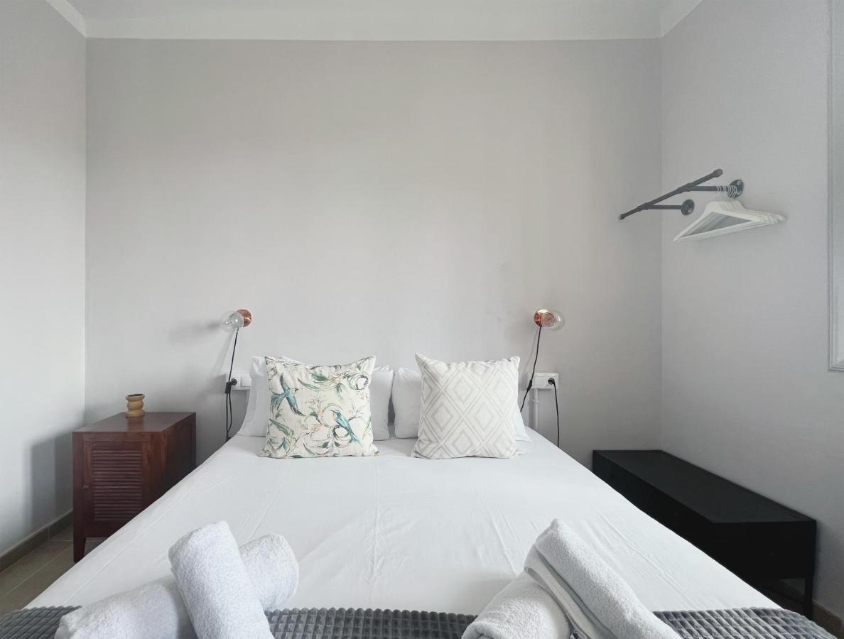 Stay U-Nique Apartments Fira Bcn L'Hospitalet de Llobregat Ngoại thất bức ảnh