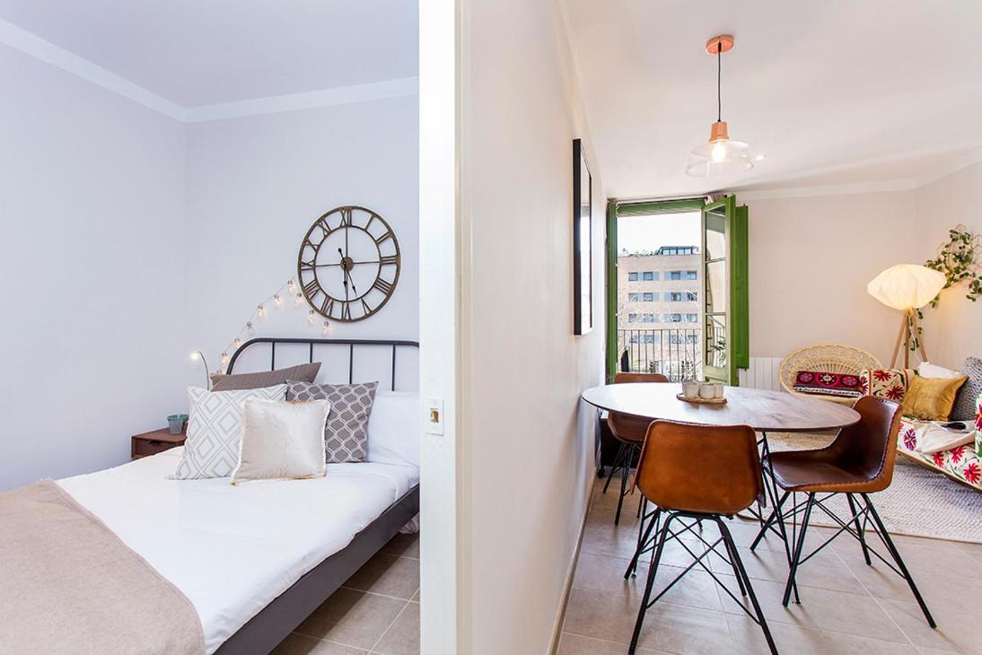 Stay U-Nique Apartments Fira Bcn L'Hospitalet de Llobregat Phòng bức ảnh