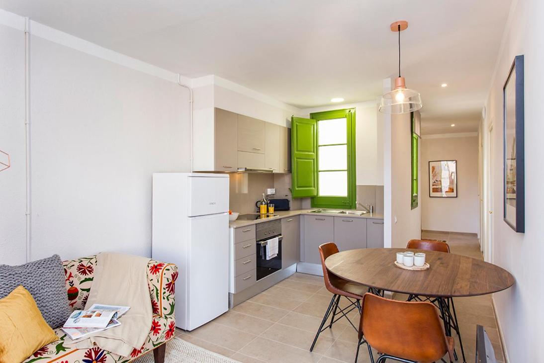 Stay U-Nique Apartments Fira Bcn L'Hospitalet de Llobregat Phòng bức ảnh